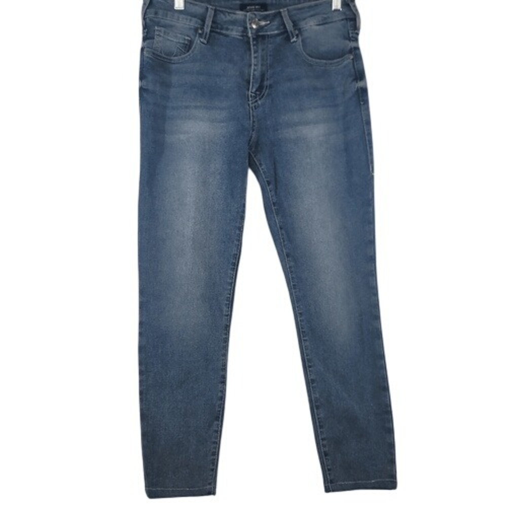 True Religion Jennie Curvy Skinny Blue Jeans